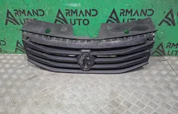Решетка радиатора Renault Sandero 2009-2014 8200798524 1