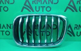 Решетка радиатора BMW X3 2017-2021 51137464931 G01, левая