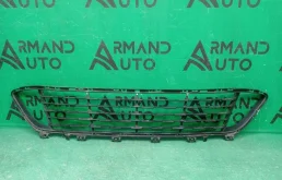 Решетка бампера BMW X1 2015-2019 51117354773 F48, передняя