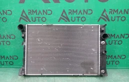 Радиатор двигателя (двс) MERCEDES E-Class 2009-2016 A2045003603 W212