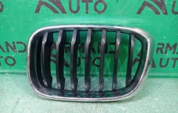 Решетка радиатора BMW X3 2017-2021 51137397465 G01, левая
