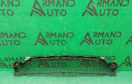 Решетка бампера Mercedes C-Class 2014-2021 A2058852123 W205, передняя