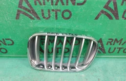 Решетка радиатора BMW X3 2010-2014 51117237421 F25, левая