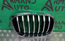 Решетка радиатора BMW X3 2017-2021 51137478670 G01, правая