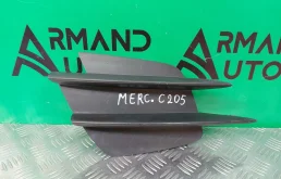Решетка бампера Mercedes C-Class 2018-2021 A2058857202 W205, передняя левая