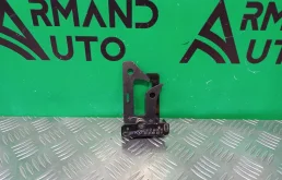 Крюк замка капота Mercedes CLS-Class 2010-2017 A2188800064 C218