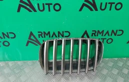Решетка радиатора BMW X5 2006-2013 51137185223 E70, левая