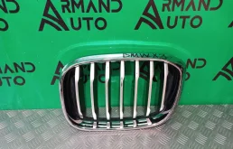 Решетка радиатора BMW X3 2017-2021 51137478669 G01, левая