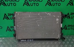 Радиатор двигателя (двс) Volkswagen Passat 2014-2023 5Q0121251GQ B8