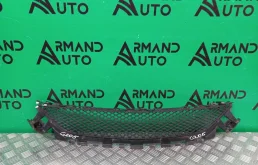 Решетка бампера Mercedes C-Class 2014-2021 A2058852123 W205, передняя