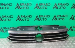 Решетка радиатора Volkswagen Passat 2014-2023 3G0853651ABKZ B8