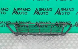 Решетка бампера BMW X1 2015-2019 51117354773 F48, передняя