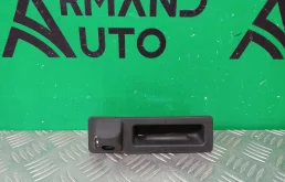 Кнопка открывания багажника BMW X1 2015-2022 51247463163 F48