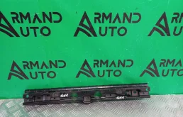 Кронштейн накладки порога BMW 7 series 2015-2022 51777357133 G11 G12, левый