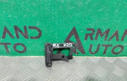 Крюк замка капота Mercedes CLS-Class 2010-2017 A2188800064 C218