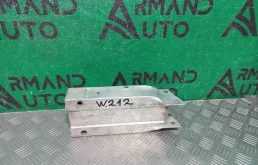 Кронштейн усилителя бампера Mercedes E-Class 2009-2016 A2126200995 W212, передний левый