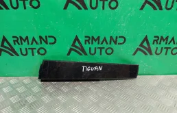 Накладка стойки двери Volkswagen Tiguan 2007-2018 5N0839902A03C 1, задняя правая