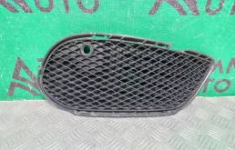 Решетка бампера Mercedes C-Class 2014-2018 A2058852623 W205, передняя правая