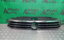 Решетка радиатора Volkswagen Passat 2014-2020 3G0853651BKZ B8