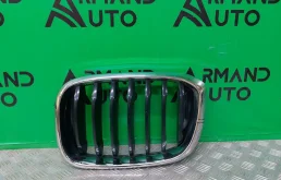 Решетка радиатора BMW X3 2017-2021 51137397465 G01, левая