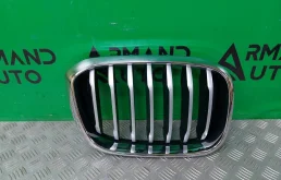 Решетка радиатора BMW X3 2017-2021 51137478670 G01, правая