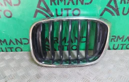 Решетка радиатора BMW X3 2017-2021 51137397465 G01, левая