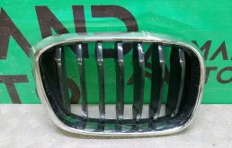 Решетка радиатора BMW X3 2017-2021 51137397466 G01, правая