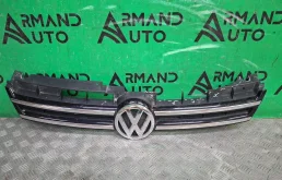 Решетка радиатора Volkswagen Touareg 2010-2014 7P6853651AZLL 2