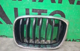 Решетка радиатора BMW X3 2017-2021 51137397465 G01, левая