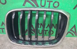 Решетка радиатора BMW X3 2017-2021 51137397465 G01, левая