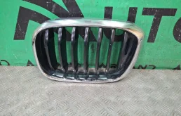 Решетка радиатора BMW X3 2017-2021 51137397465 G01, левая