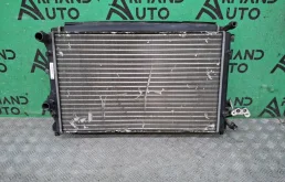 Радиатор двигателя (двс) Volkswagen Golf 2008-2012 1K0121253AA 6