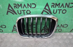 Решетка радиатора BMW X3 2017-2021 51137397465 G01, левая