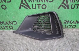Решетка бампера Audi Q8 2018-нв 4M8807681ARU6 1, передняя левая