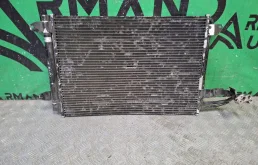 Радиатор кондиционера Volkswagen Scirocco 2008-2014 1K0820411Q 3