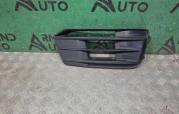 Решетка бампера Audi Q5 2017-2020 80A8076804W3 2 FY, передняя правая