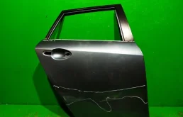 Дверь MAZDA 3 2009-2013 BBY67202XJ 2 BL, задняя правая
