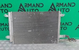 Радиатор кондиционера Skoda Octavia 2004-2013 1K0820411AH 2 A5 (1Z)