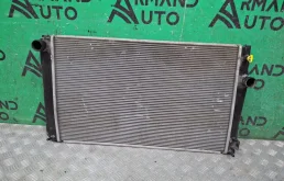 Радиатор двигателя (двс) Toyota RAV4 2005-2013 1640028560 3 XA30