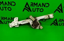 Стеклоподъемник RENAULT Sandero 2009-2014 807202145R 1, передний правый