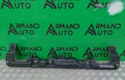 Кронштейн бампера нижний Toyota Fortuner 2015-нв 52129KK010 2, передний