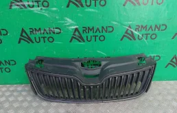 Решетка радиатора Skoda Rapid 2014-2020 5JA8536689B9 1