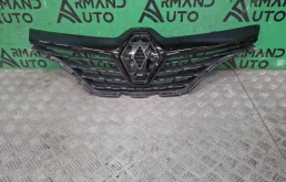 Решетка радиатора Renault Kaptur 2016-2020 623103985R 1
