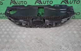 Решетка радиатора Hyundai IX35 2010-2015 863512Y000 1