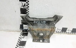 Панель радиатора (телевизор) для Suzuki Grand Vitara 2005-2014