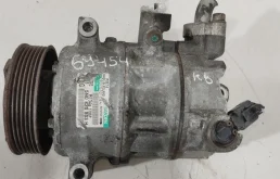 Компрессор кондиционера 5N0820803E  2.0 TDI Volkswagen