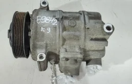 Компрессор кондиционера 1K0820859F  2.0 TDI Volkswagen