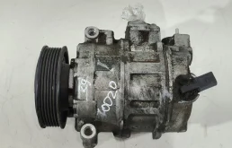 Компрессор кондиционера 1K0820859S  2.0 TDI Volkswagen