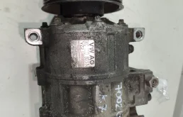 Компрессор кондиционера 1K0820803N  2.0 FSI Volkswagen