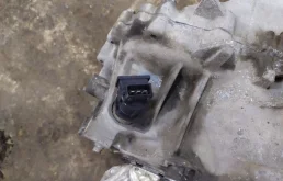 МКПП для Hyundai Solaris 2014 года на фотографиях